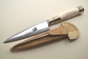 cuchillo madera y alpaca