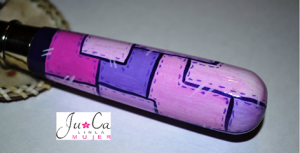 Cuchillo Ju-Ca Mujer, hoja de 12 cm en acero inoxidable, estilo patchwork en tonos rosas y lilas